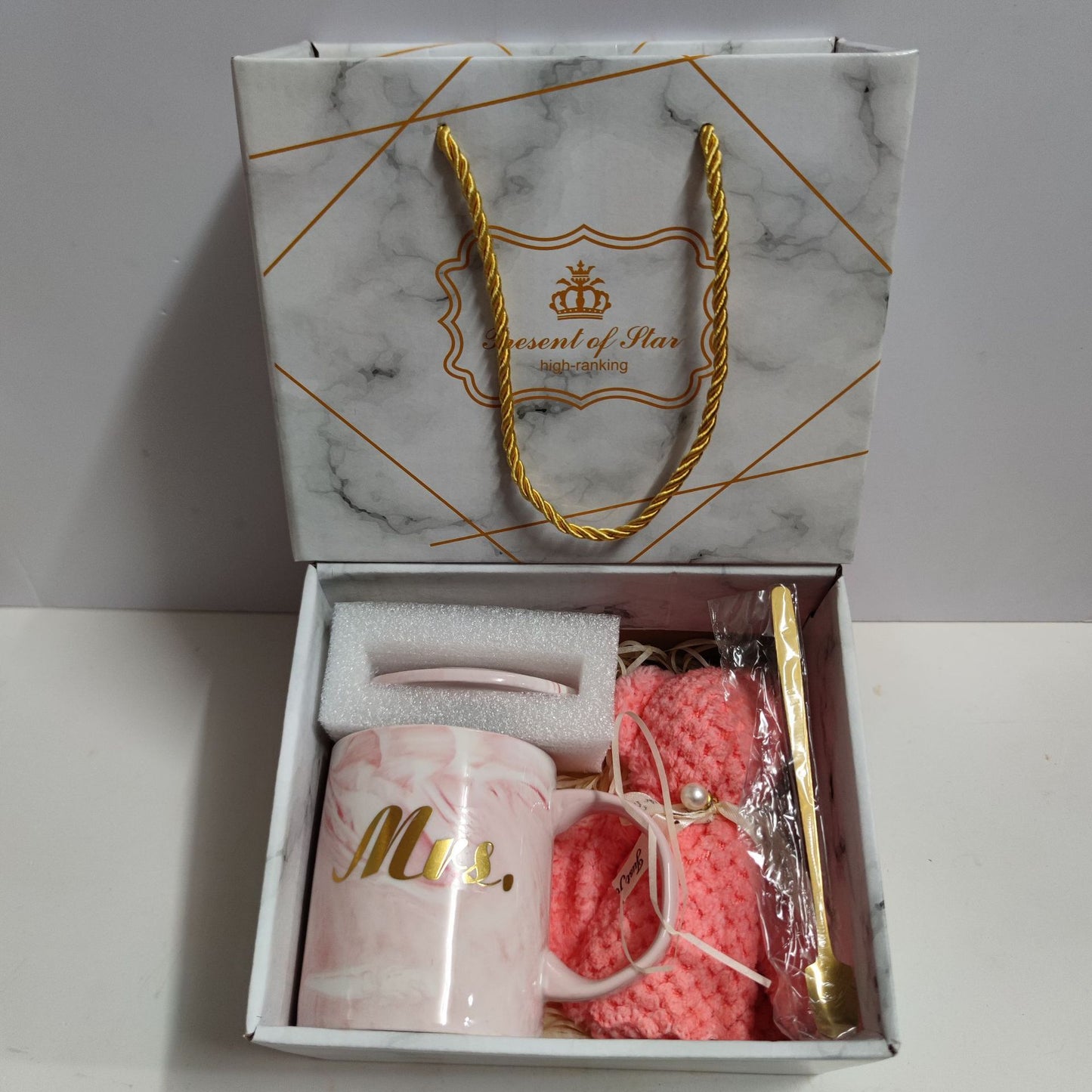 Ceramic Cup Gift Box for Special Occasions - Perfect Keepsake Idea