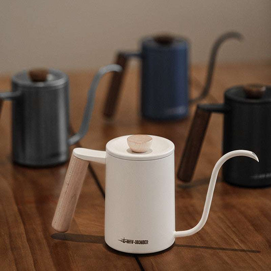 gooseneck pour over coffee kettle in white, 400ml, with light wood handle. Precision home coffee brewing.