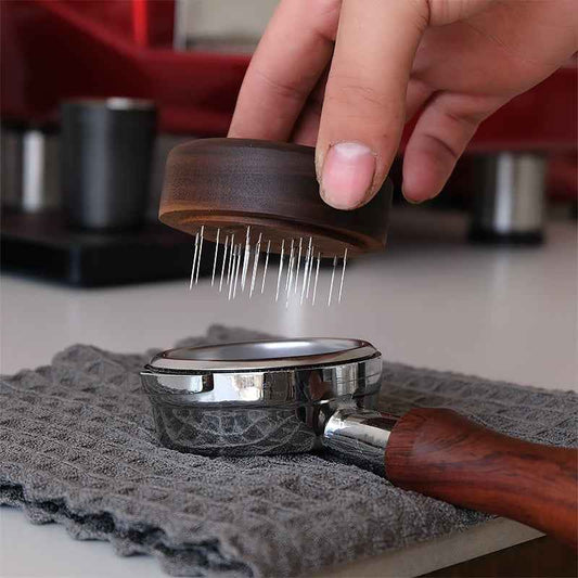 Professional Wooden Coffee Distribution Tool for Baristas and Coffee Lovers