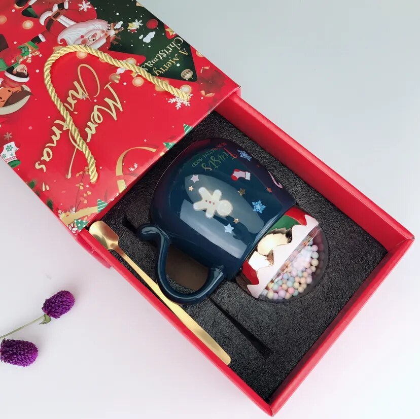 Christmas Mug Set with Lid and Spoon